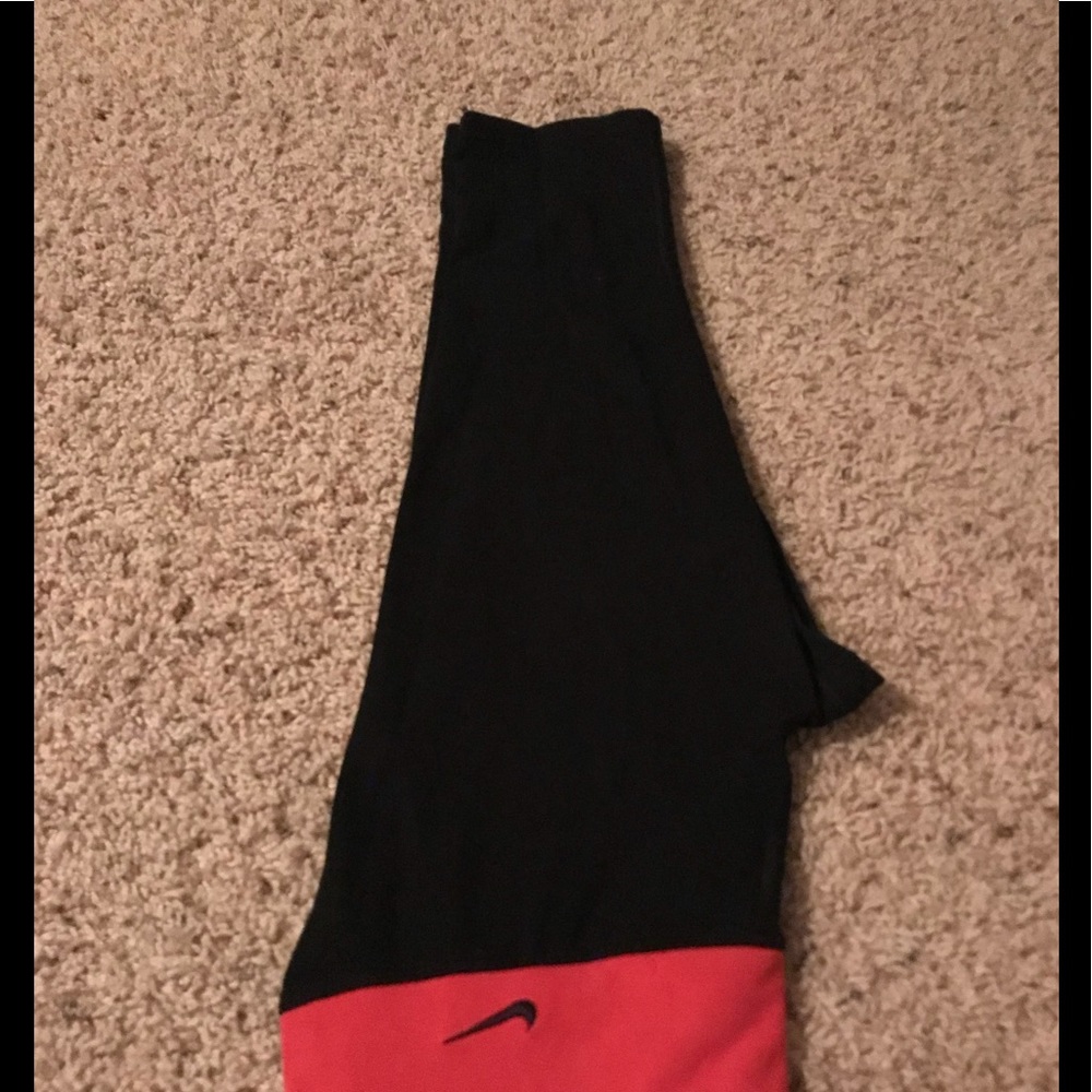 Nike cropped tights/ leggings